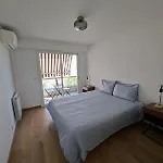 شقة Elegant And Comfortable 3 Room, & Transport Within Walking Distance نيس