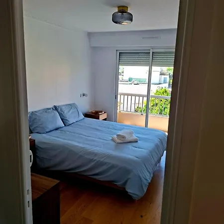 Elegant And Comfortable 3 Room, & Transport Within Walking Distance *