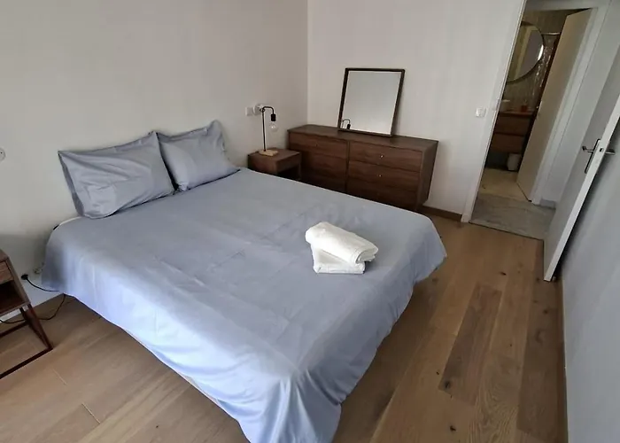 Apartmán Elegant And Comfortable 3 Room, & Transport Within Walking Distance *