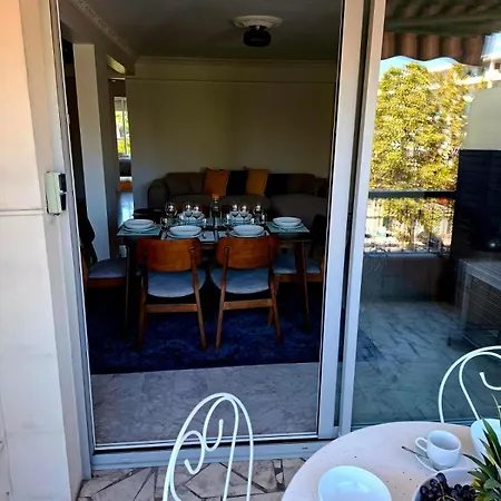 Elegant And Comfortable 3 Room, & Transport Within Walking Distance Nice