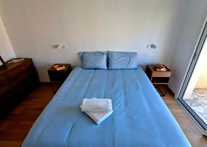 公寓 Elegant And Comfortable 3 Room, & Transport Within Walking Distance 尼斯